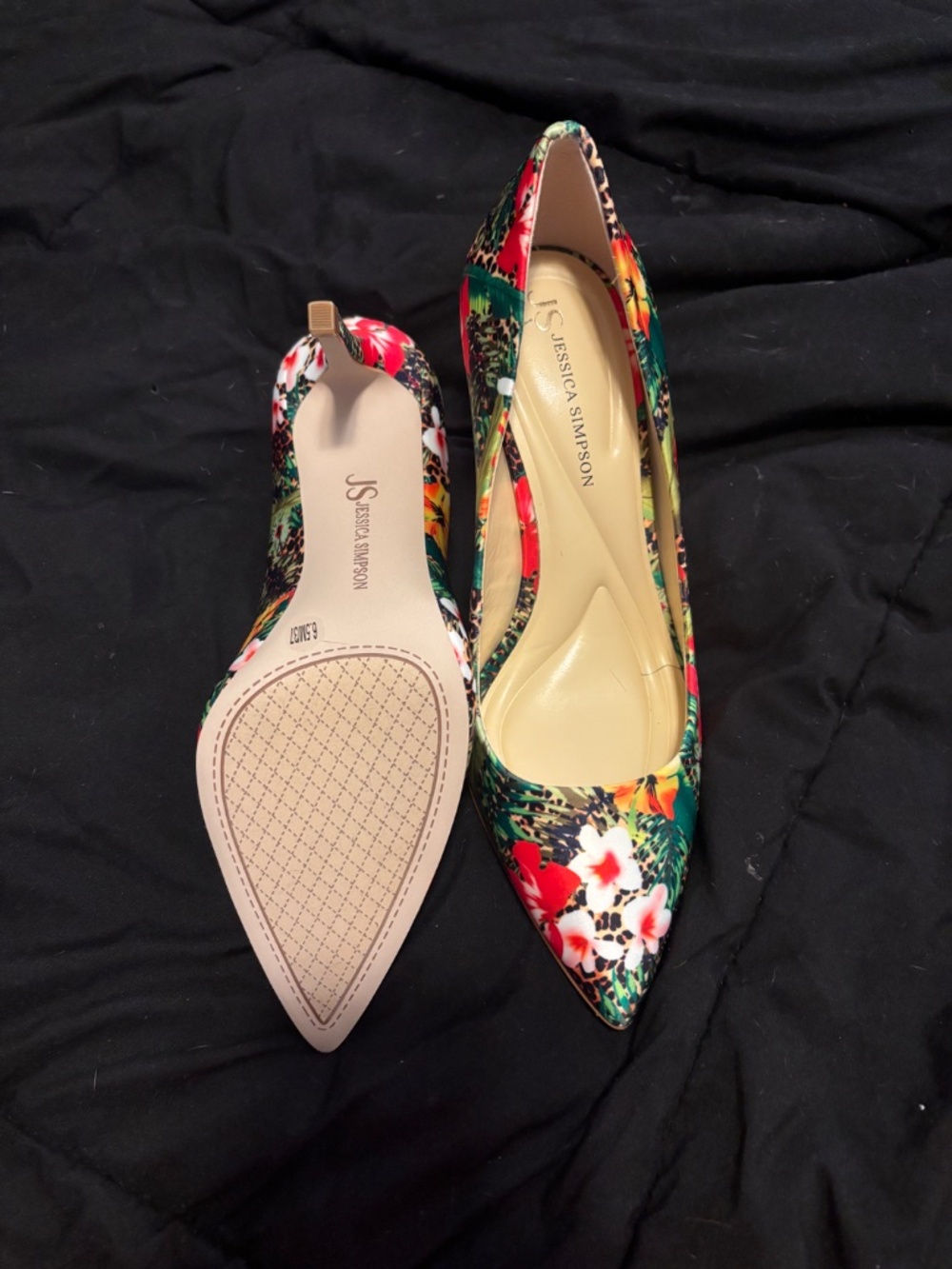 Jessica Simpson Heel 6.5 - Picture 3 of 3